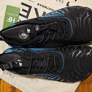 💖 HIKE LORAX FOOTWEAR  Shoes (Black/Blue). (💲price reduced!) 💖